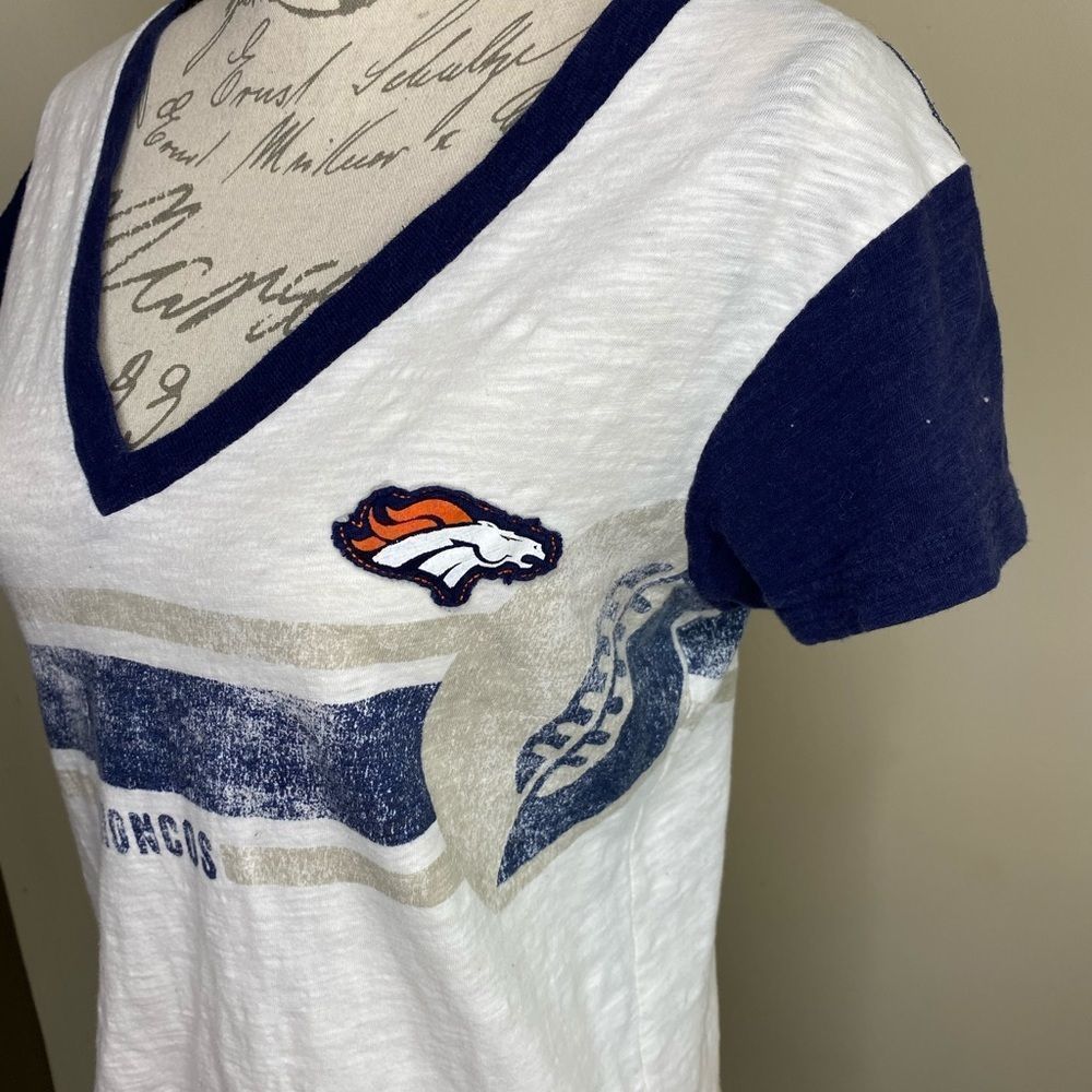 4Her Carl Banks Bronco’s fitted shirt - Picture 3 of 6